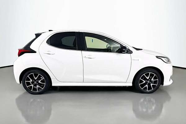 2021 Toyota Yaris ZR Hybrid MXPH10R
