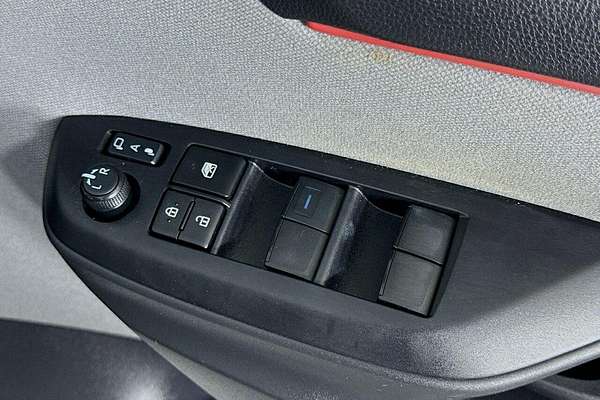 2021 Toyota Yaris ZR Hybrid MXPH10R