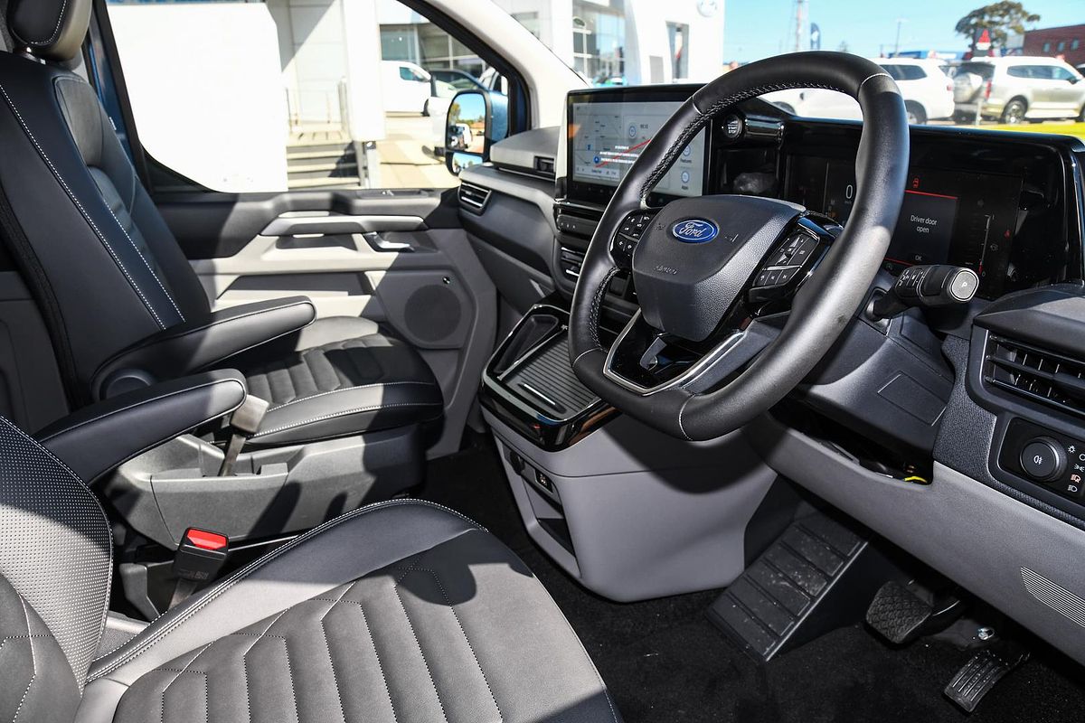 2024 Ford Tourneo Titanium X AV SWB