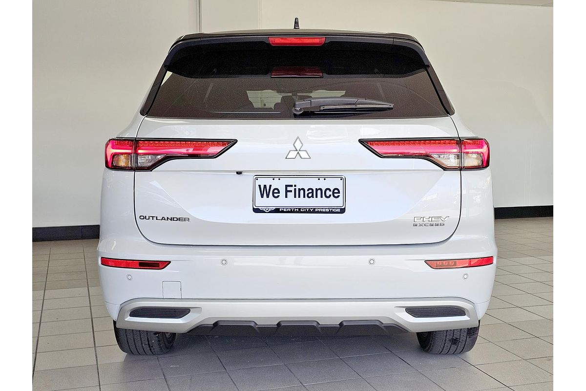2023 Mitsubishi Outlander PHEV Exceed Tourer ZM