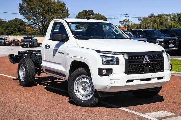 2025 Mitsubishi Triton GLX MV 4X4
