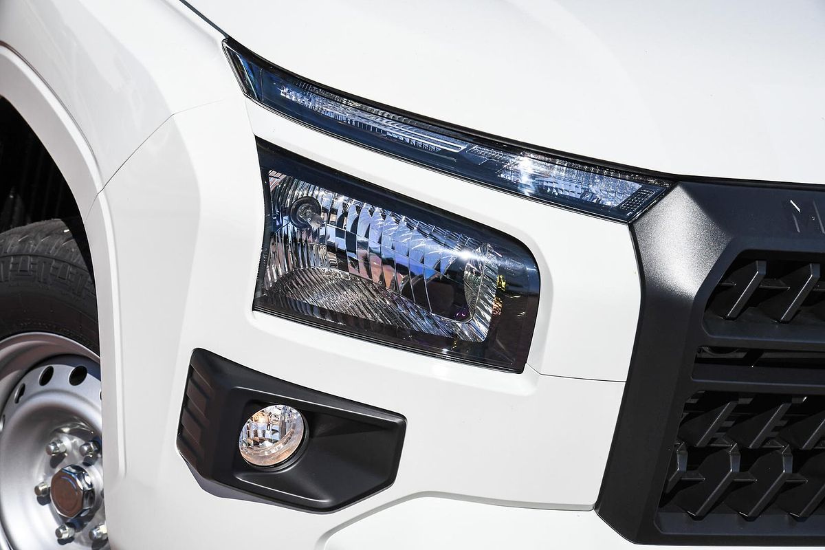 2025 Mitsubishi Triton GLX MV 4X4
