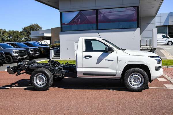 2025 Mitsubishi Triton GLX MV 4X4
