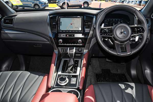 2025 Mitsubishi Pajero Sport GSR QG