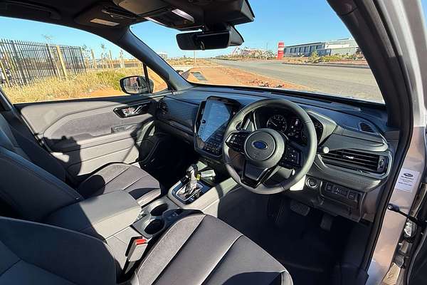 2025 Subaru Forester Touring S6