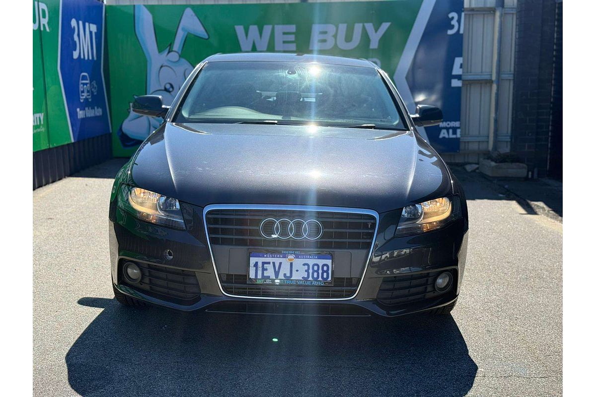 2010 Audi A4  B8