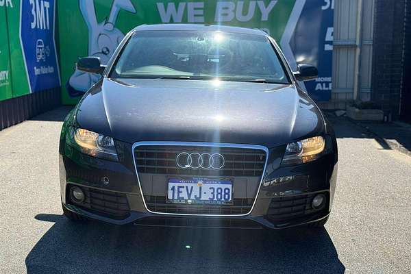 2010 Audi A4  B8
