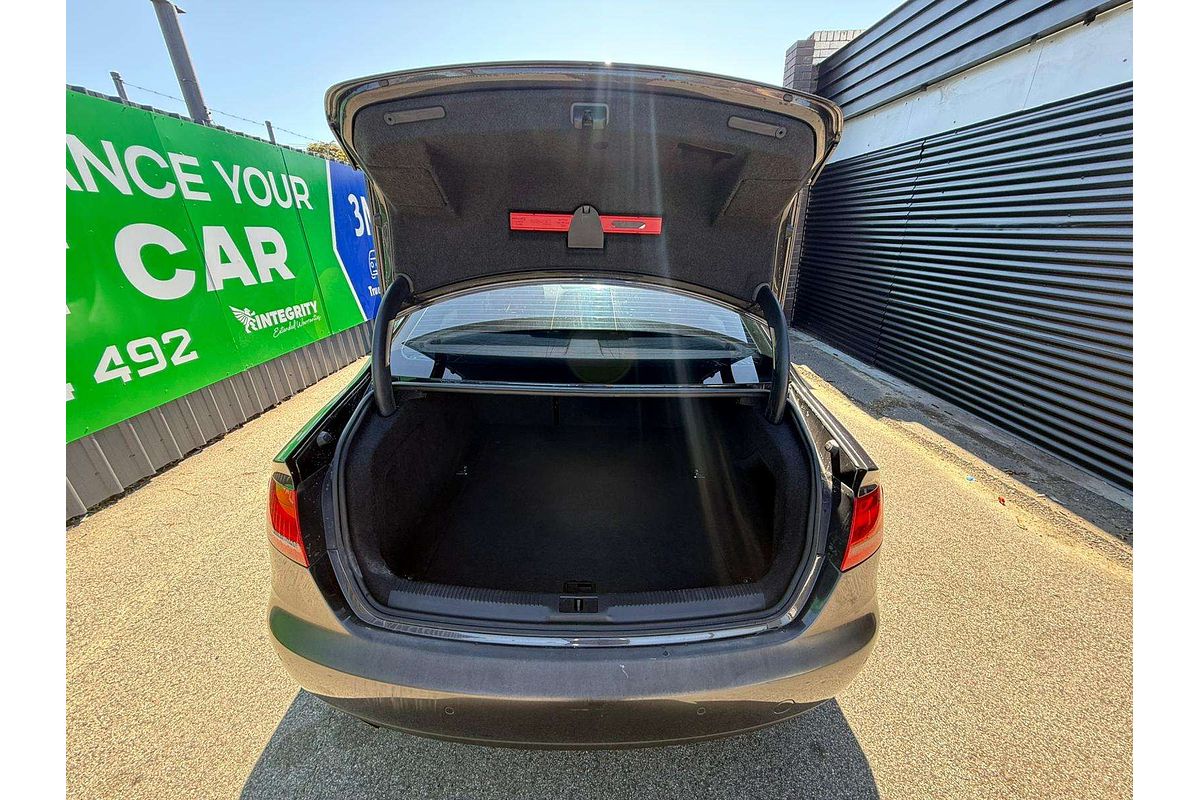 2010 Audi A4  B8