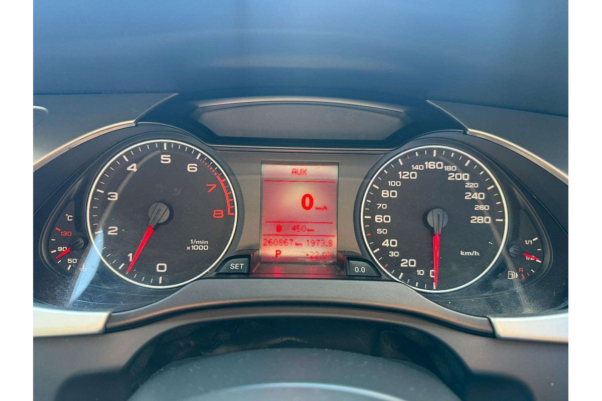 2010 Audi A4  B8