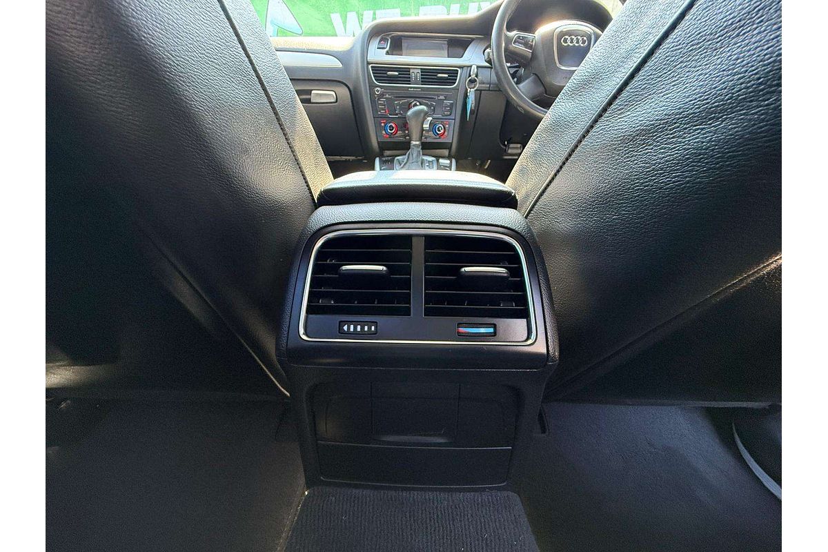 2010 Audi A4  B8