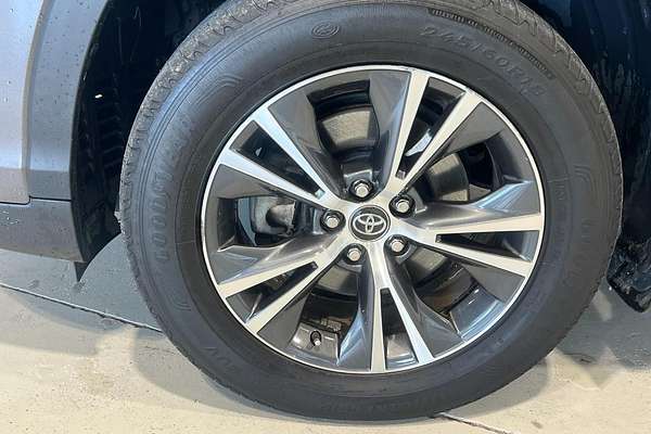 2017 Toyota Kluger GX GSU50R