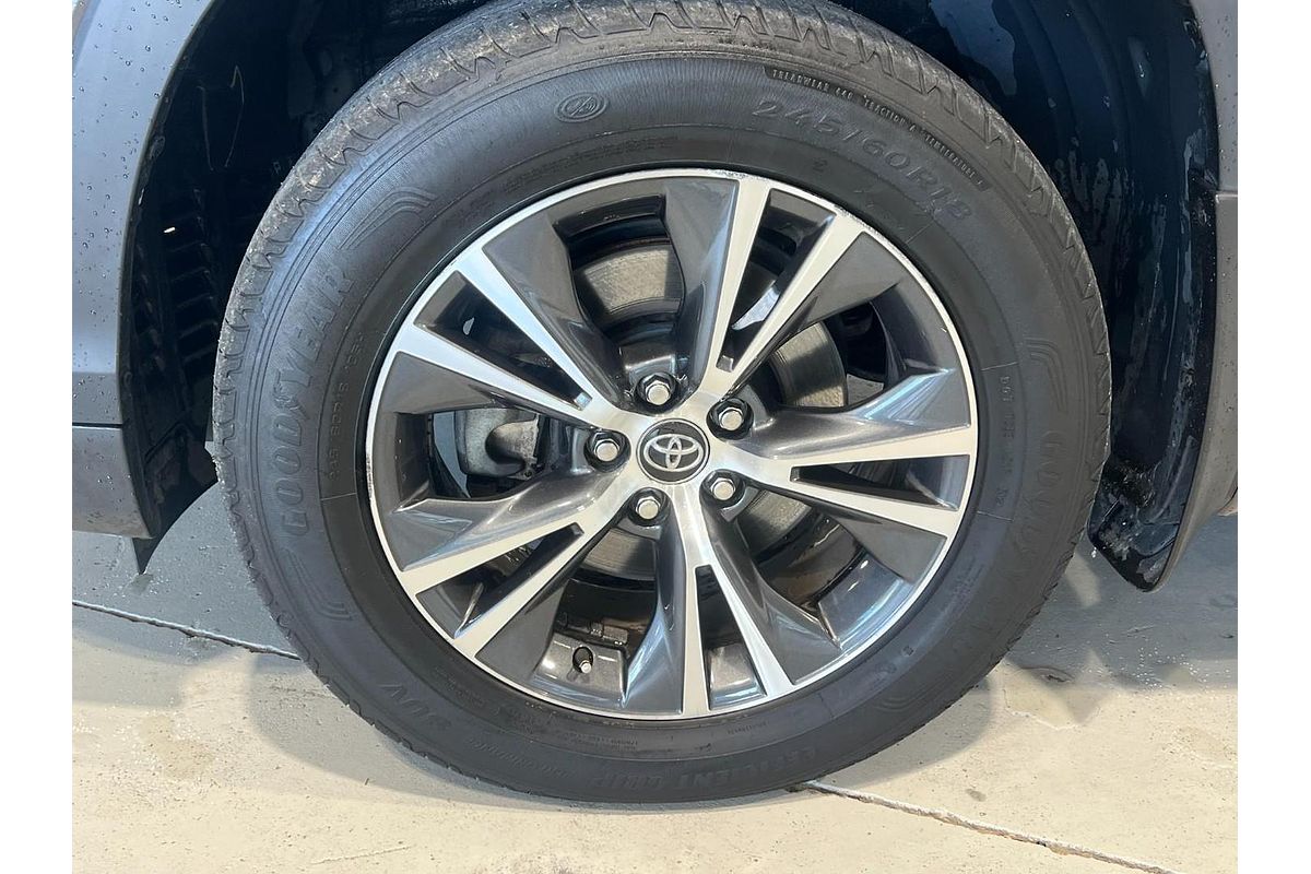 2017 Toyota Kluger GX GSU50R