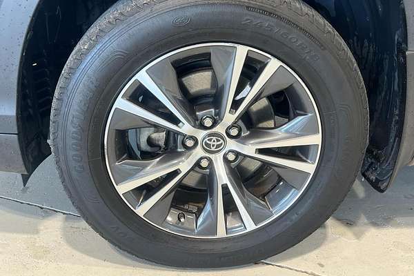 2017 Toyota Kluger GX GSU50R