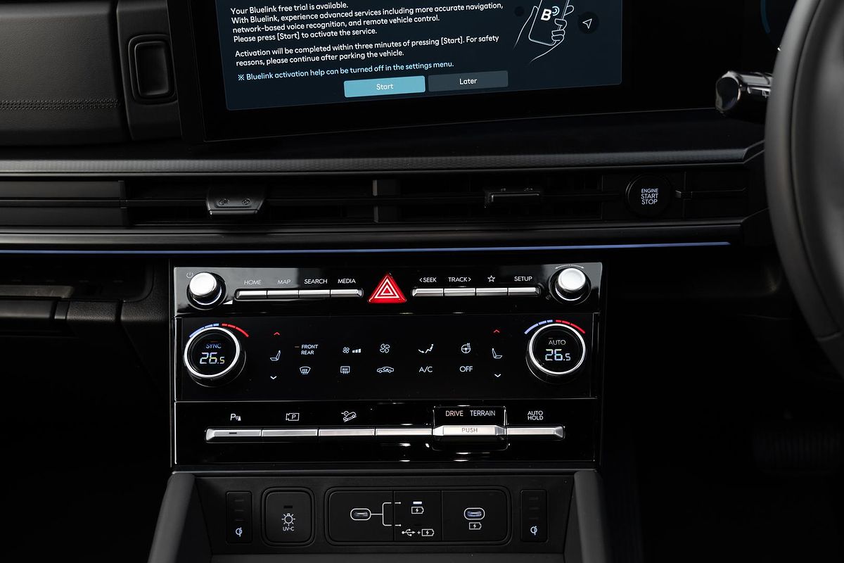 2025 Hyundai Santa Fe Calligraphy MX5.V1