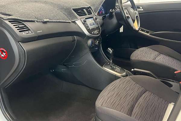 2017 Hyundai Accent Sport RB5