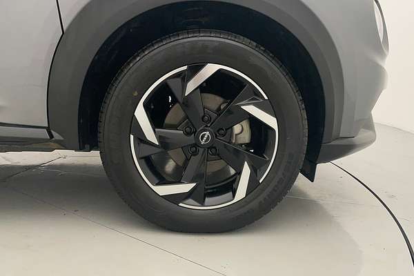 2022 Nissan JUKE ST F16