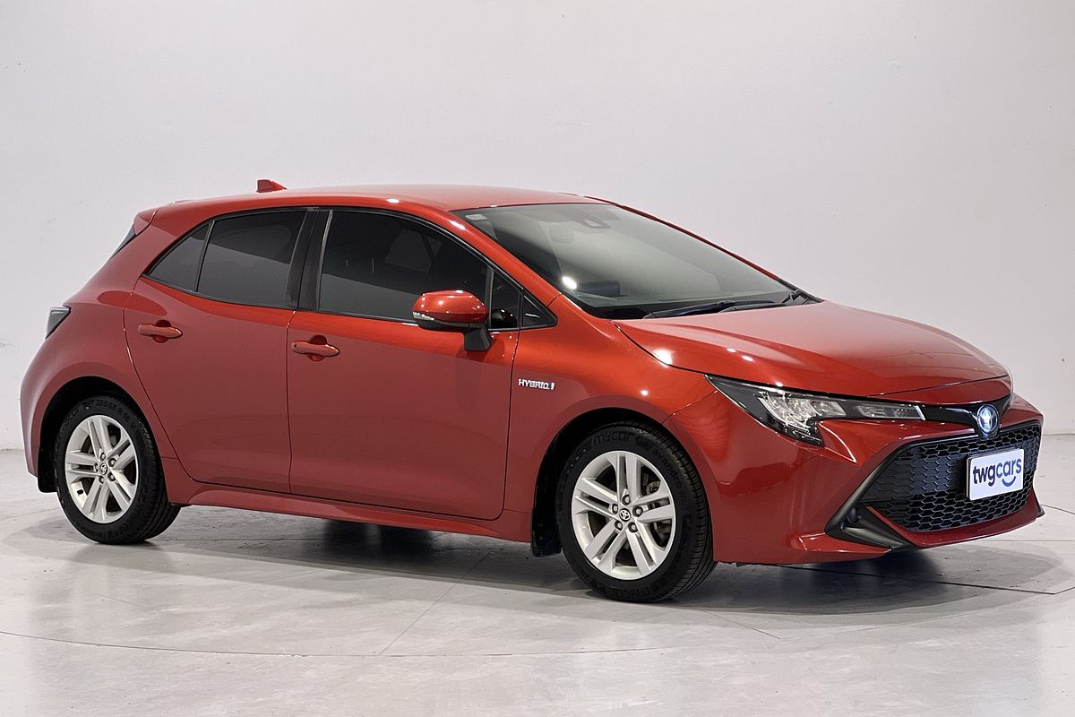 2018 Toyota Corolla Ascent Sport Hybrid ZWE211R