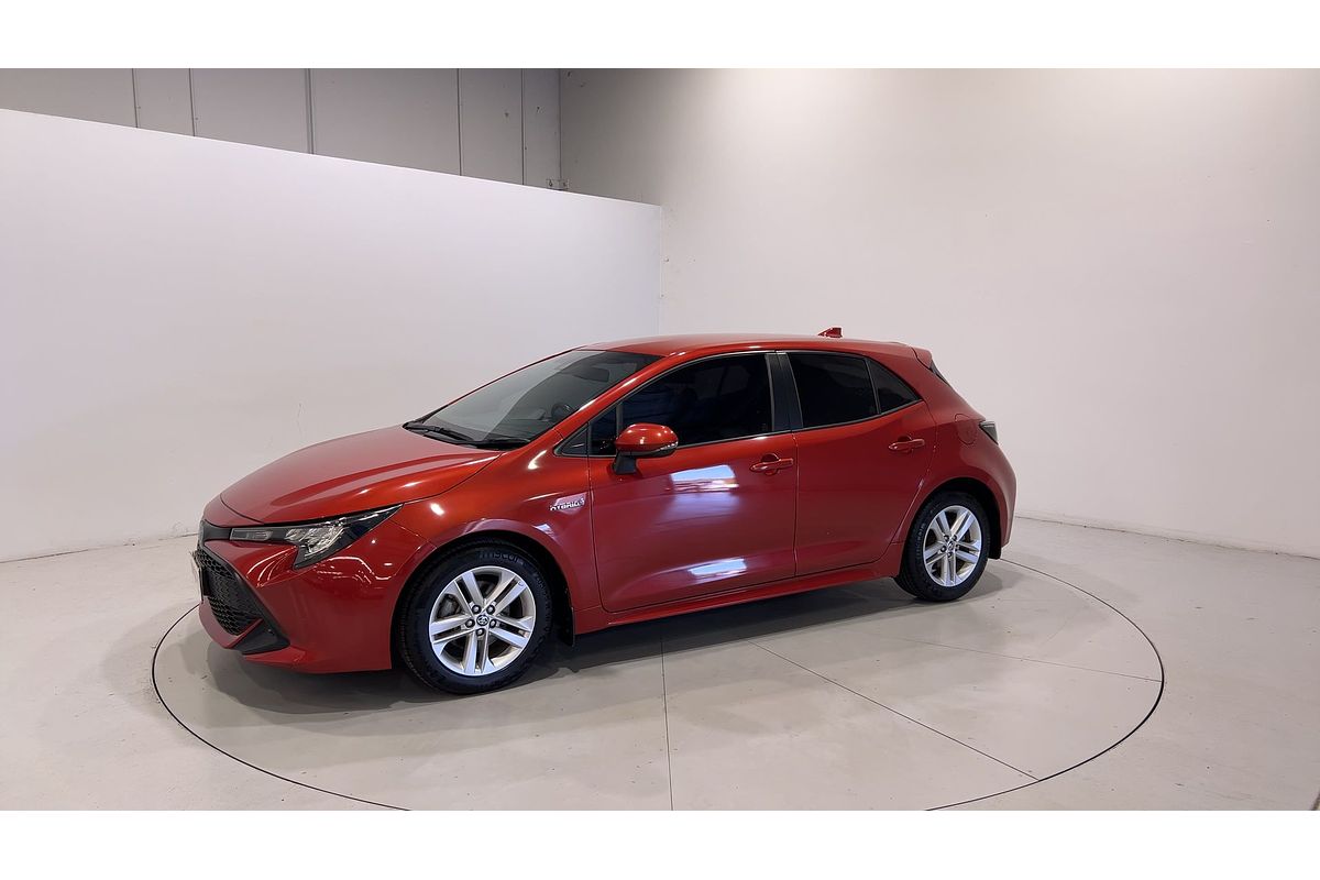 2018 Toyota Corolla Ascent Sport Hybrid ZWE211R