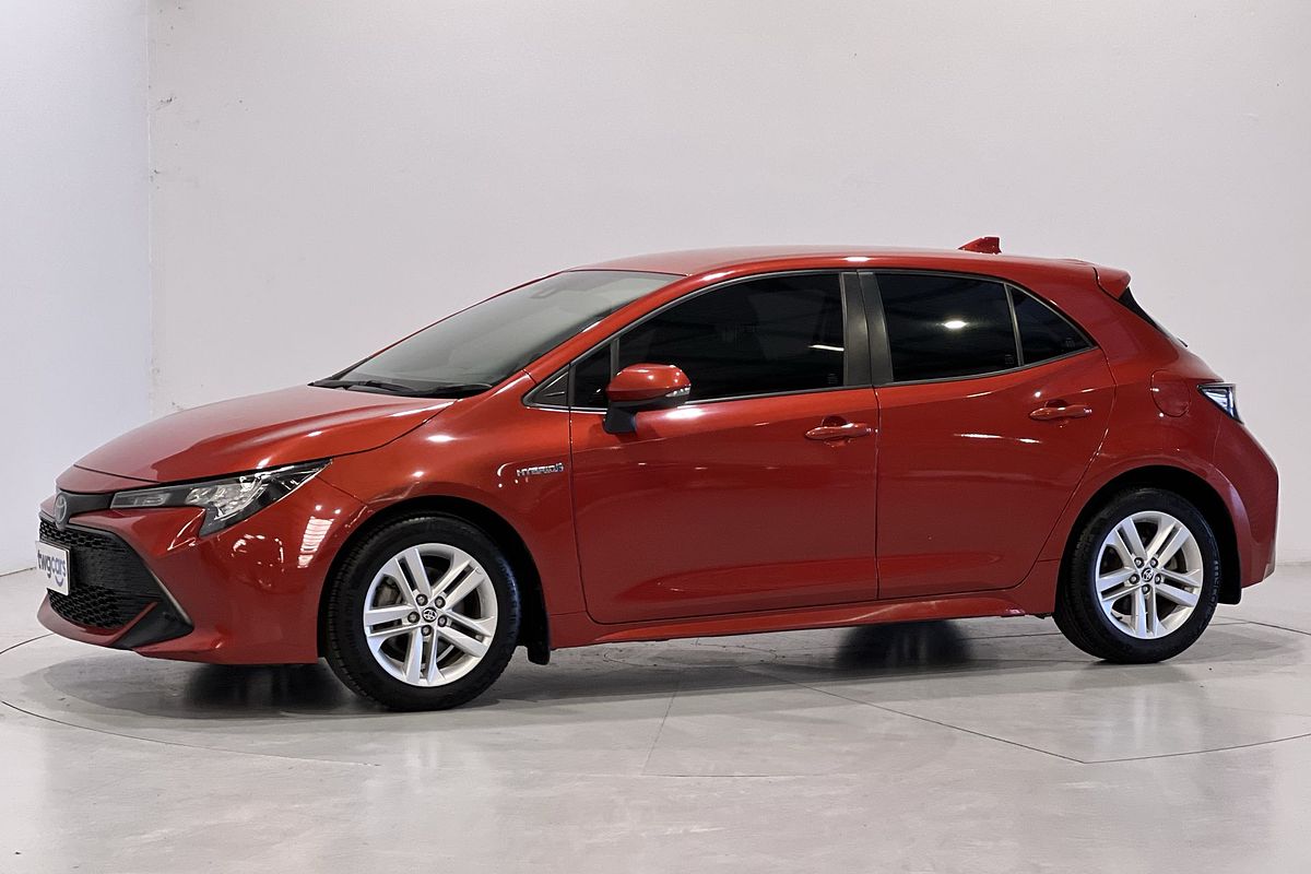 2018 Toyota Corolla Ascent Sport Hybrid ZWE211R