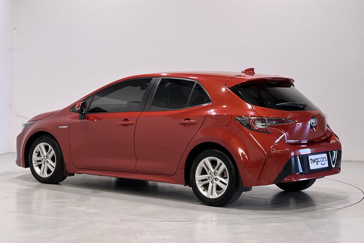 2018 Toyota Corolla Ascent Sport Hybrid ZWE211R