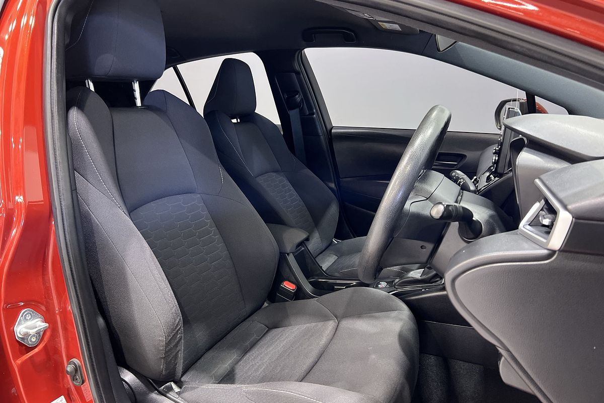 2018 Toyota Corolla Ascent Sport Hybrid ZWE211R