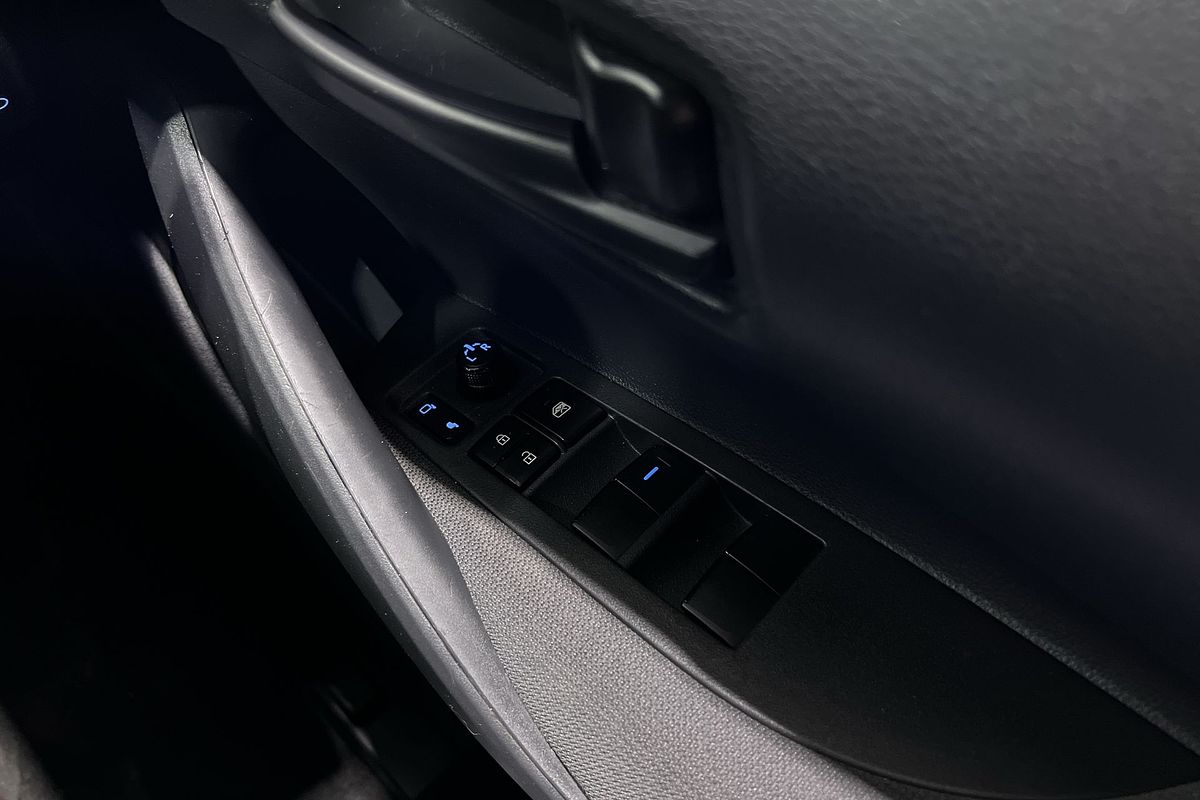 2018 Toyota Corolla Ascent Sport Hybrid ZWE211R