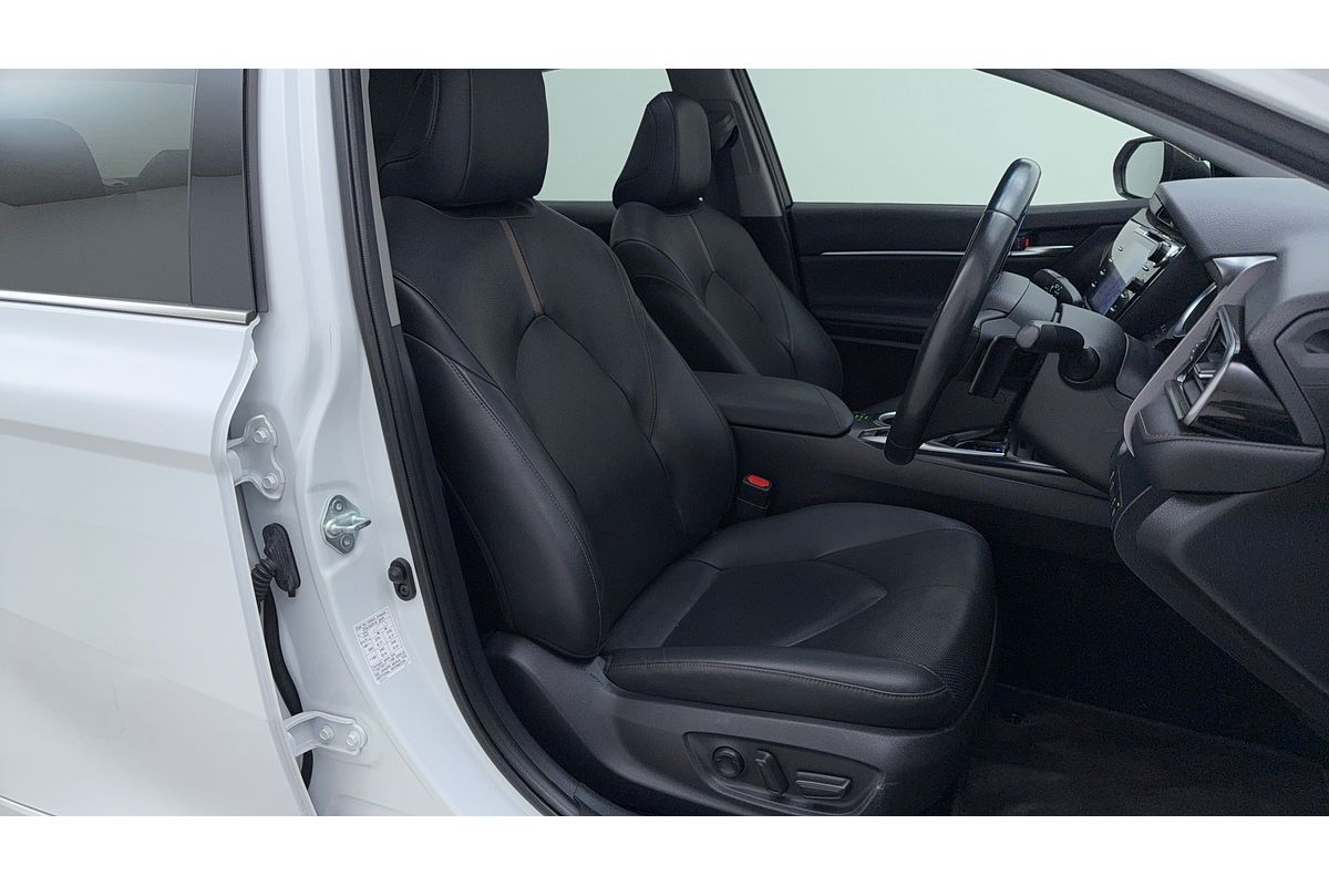 2019 Toyota Camry SL GSV70R