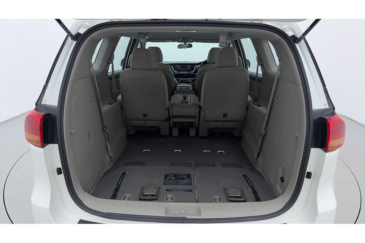 2016 Kia Carnival S YP