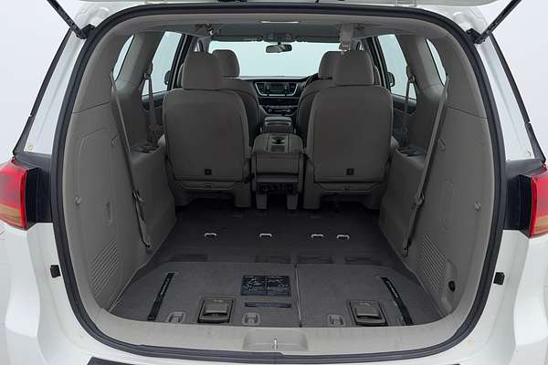 2016 Kia Carnival S YP