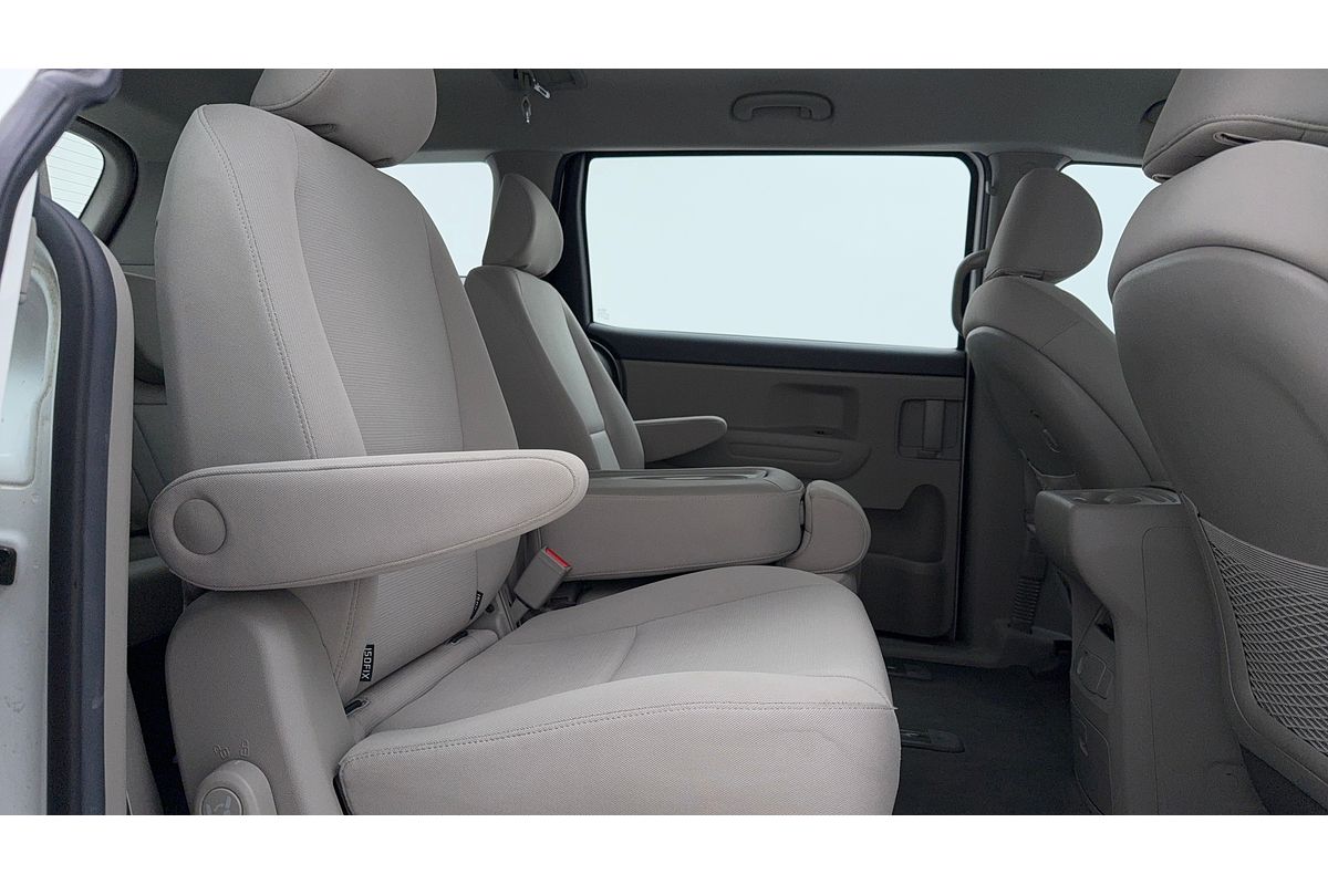 2016 Kia Carnival S YP