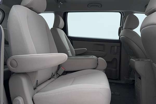 2016 Kia Carnival S YP
