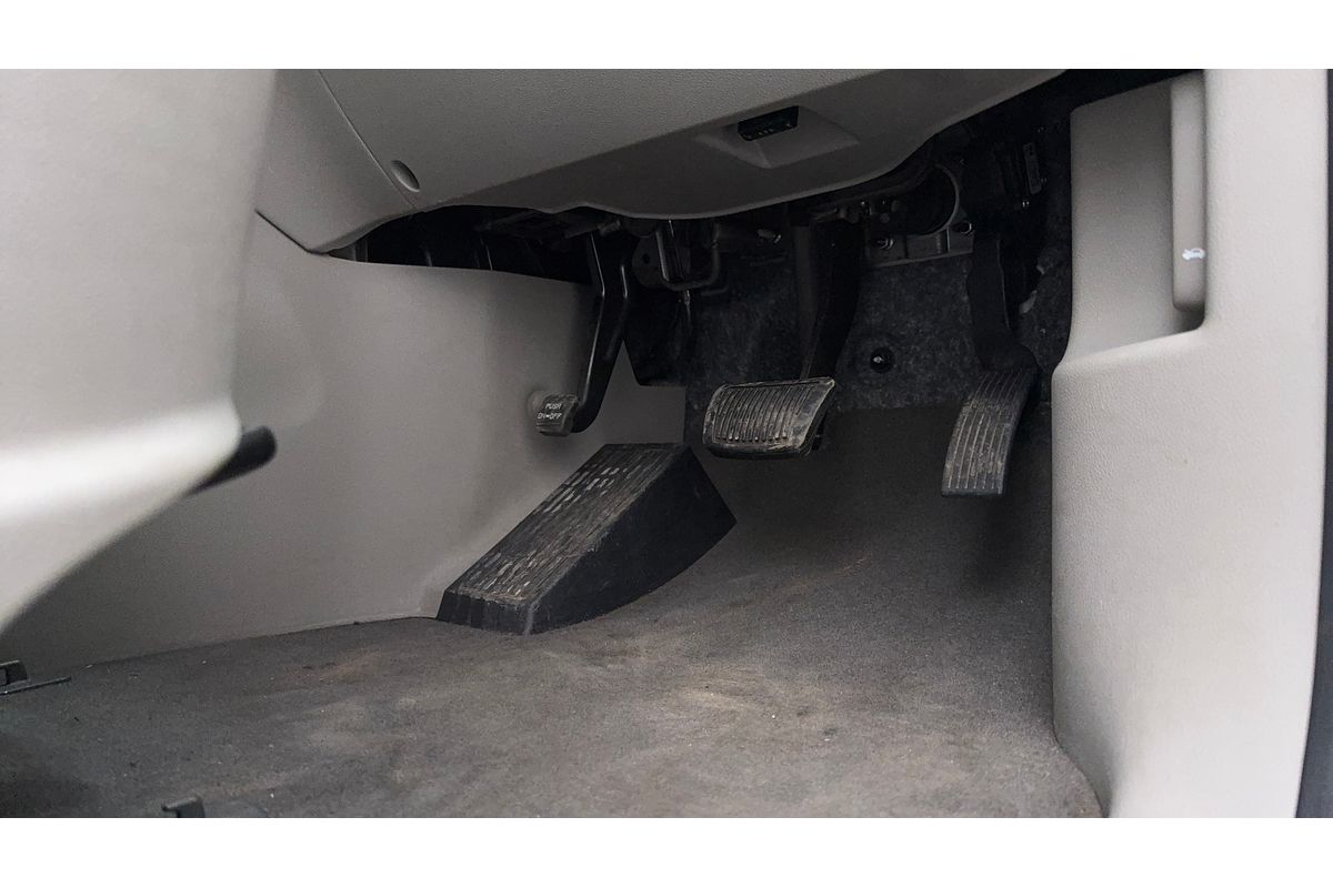 2016 Kia Carnival S YP