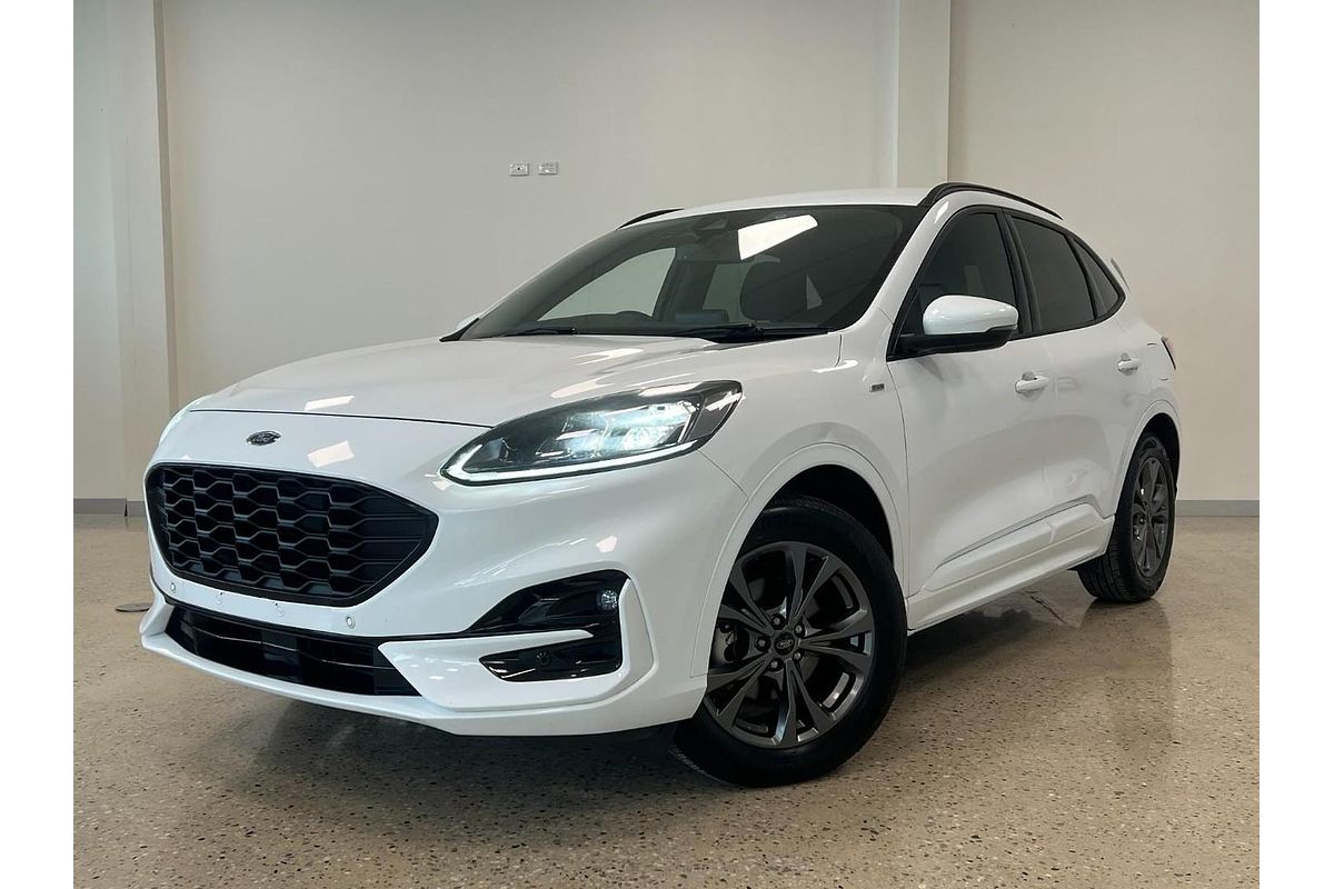 2021 Ford Escape ST-Line ZH