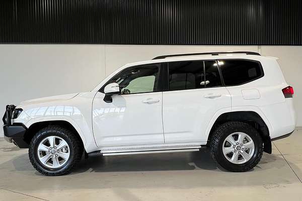 2022 Toyota Landcruiser GXL FJA300R