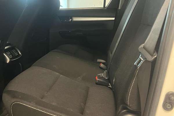 2019 Toyota Hilux SR5 GUN126R 4X4