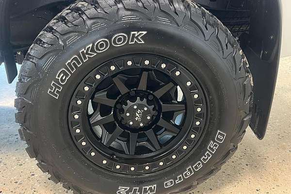 2019 Toyota Hilux SR5 GUN126R 4X4