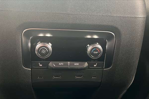 2025 GMC Yukon Denali T1
