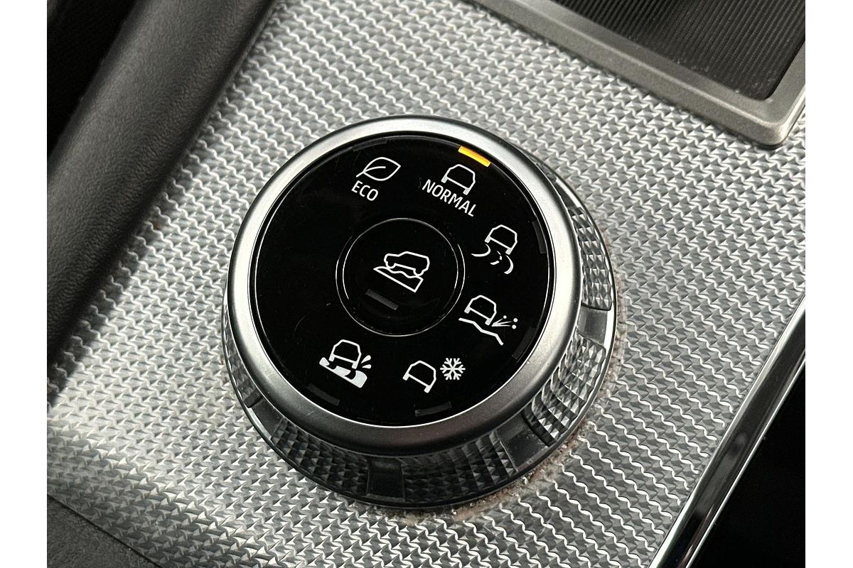 2023 Mitsubishi Outlander Exceed ZM