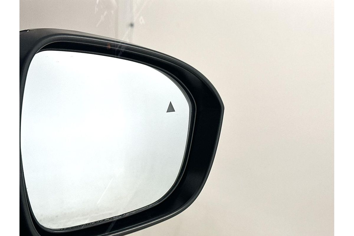 2023 Mitsubishi Outlander Exceed ZM