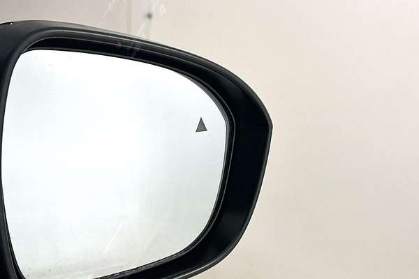 2023 Mitsubishi Outlander Exceed ZM