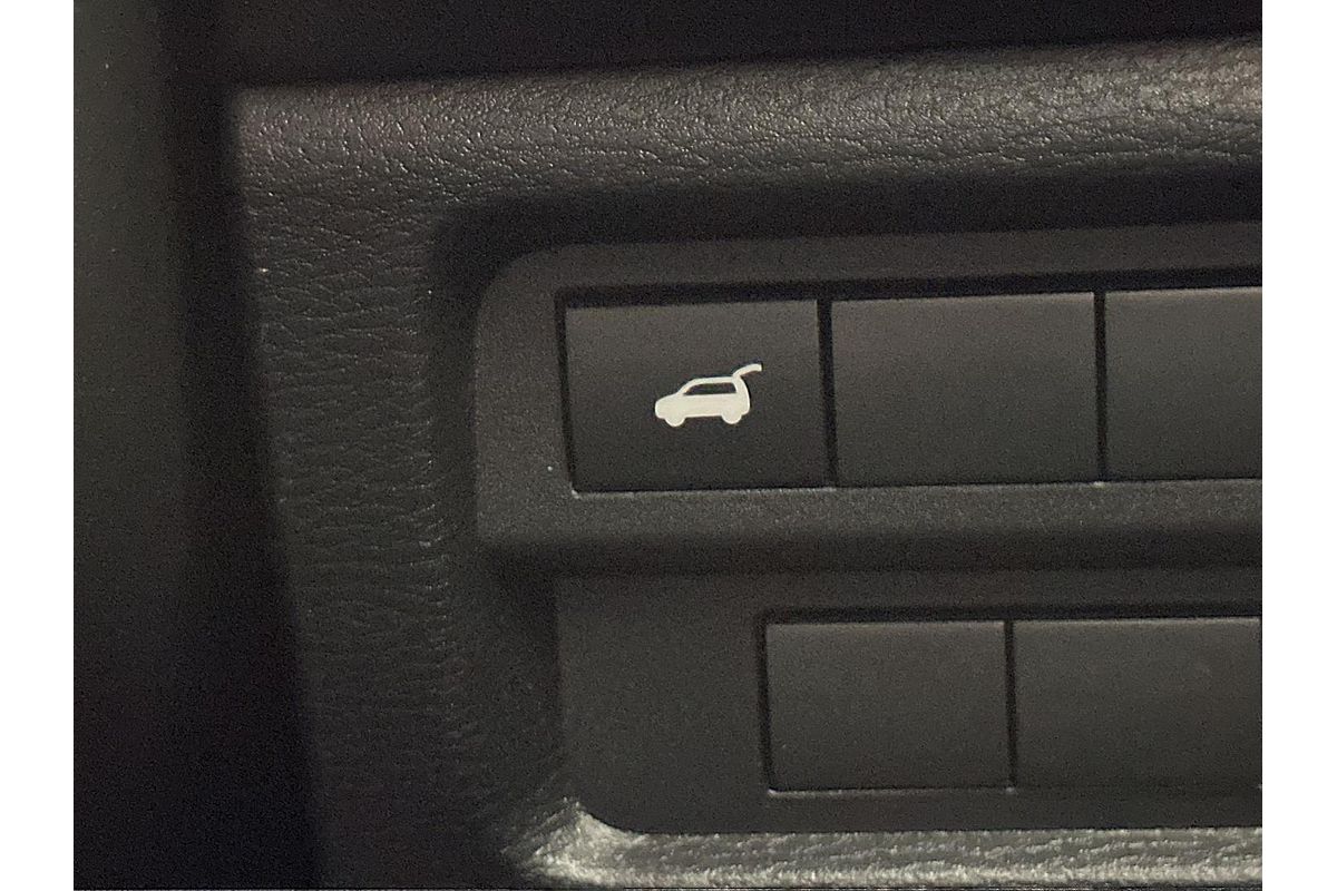 2023 Mitsubishi Outlander Exceed ZM