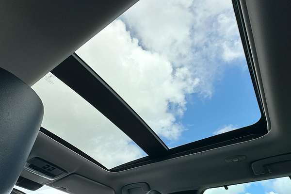 2023 Mitsubishi Outlander Exceed ZM