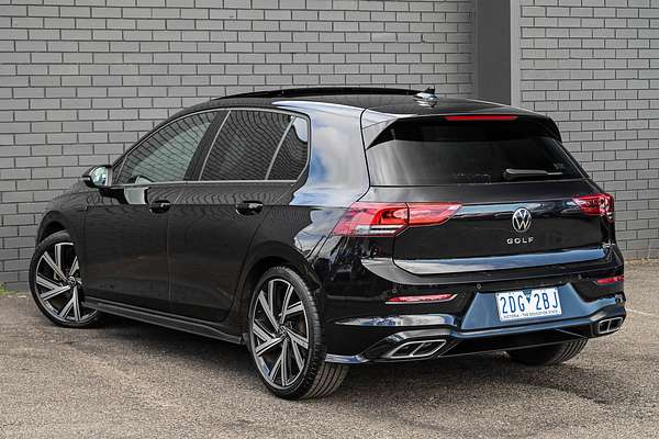 2022 Volkswagen Golf 110TSI R-Line 8