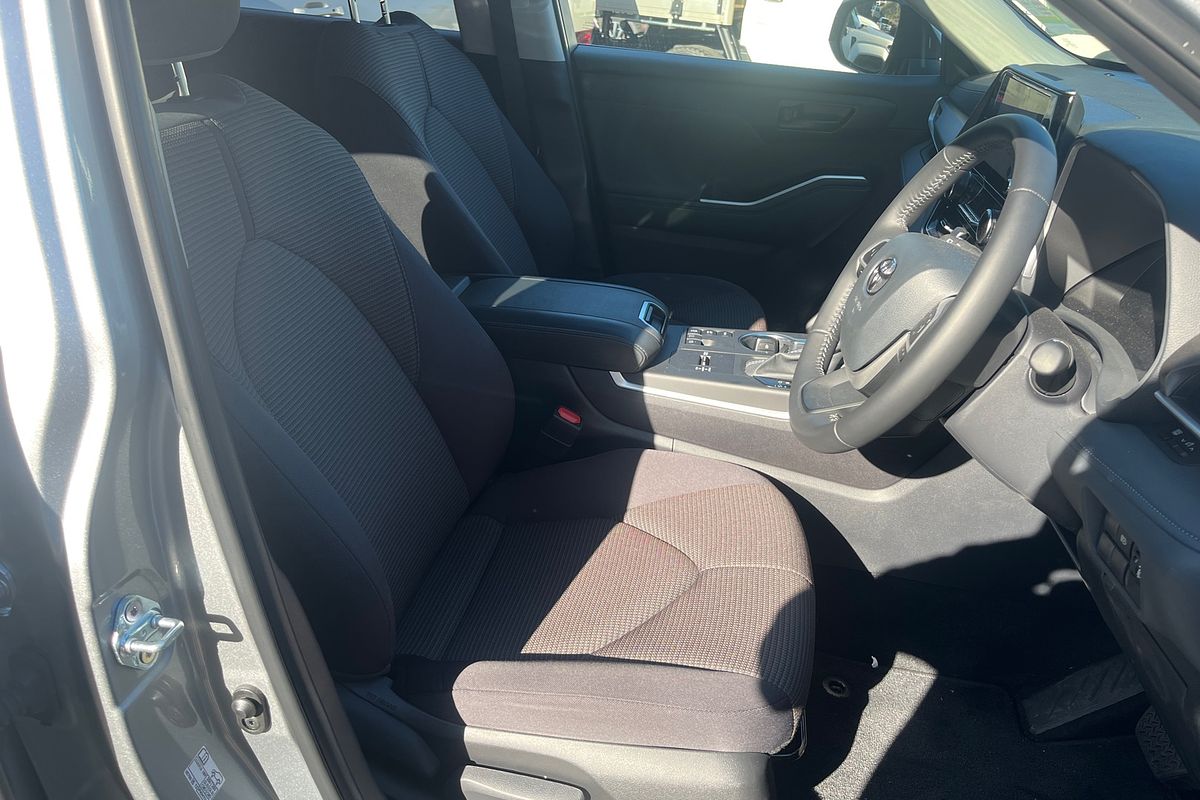 2025 Toyota Kluger GX AXUH78R