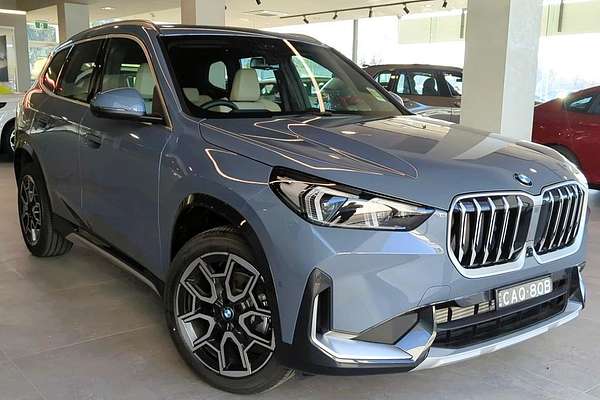 2025 BMW X1 sDrive18i U11
