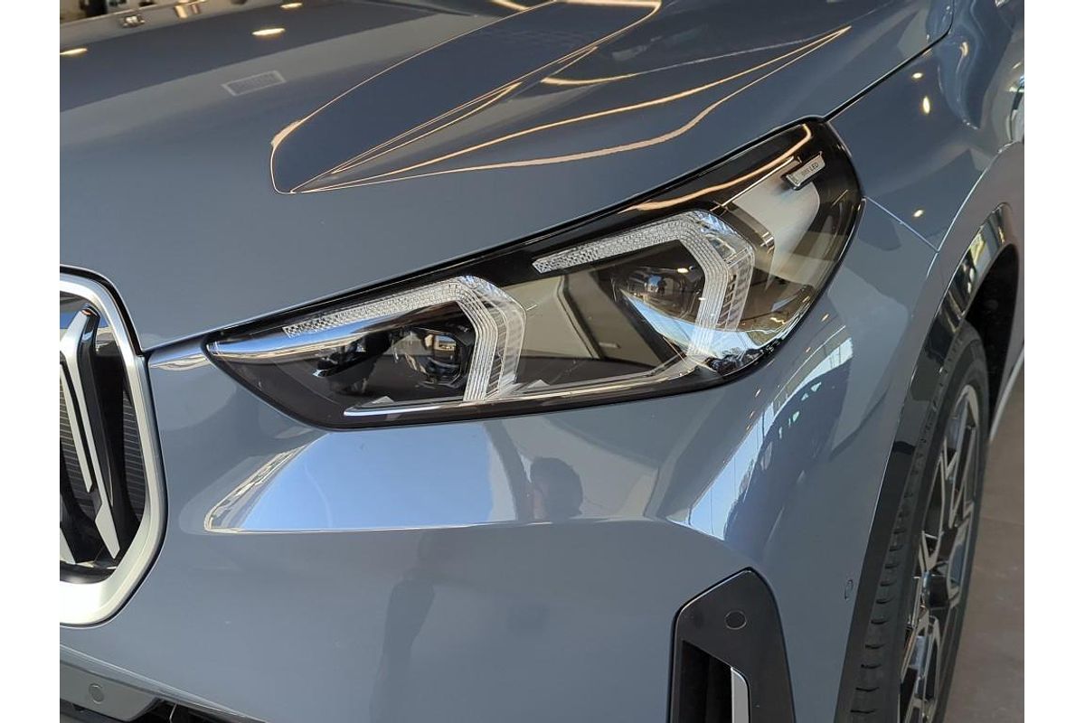 2025 BMW X1 sDrive18i U11