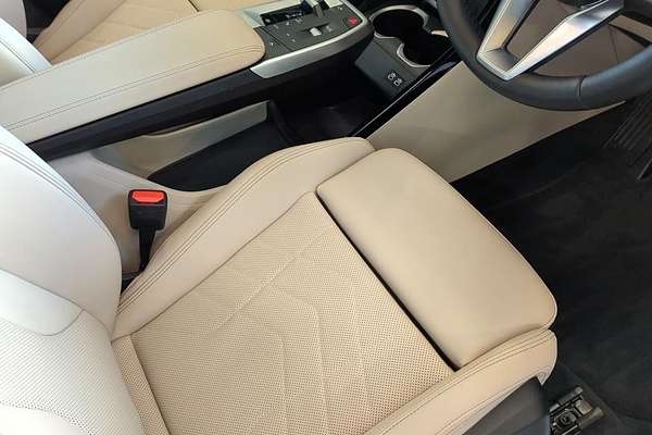 2025 BMW X1 sDrive18i U11