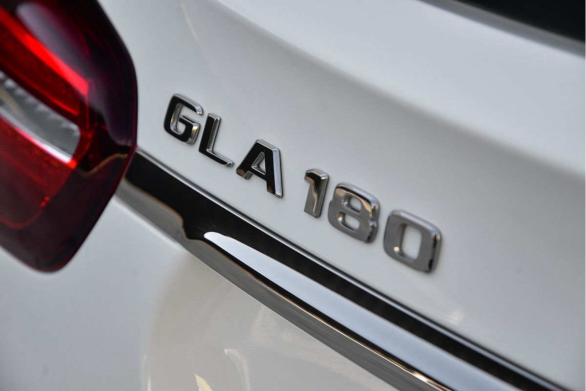 2019 Mercedes-Benz GLA-Class GLA180 X156