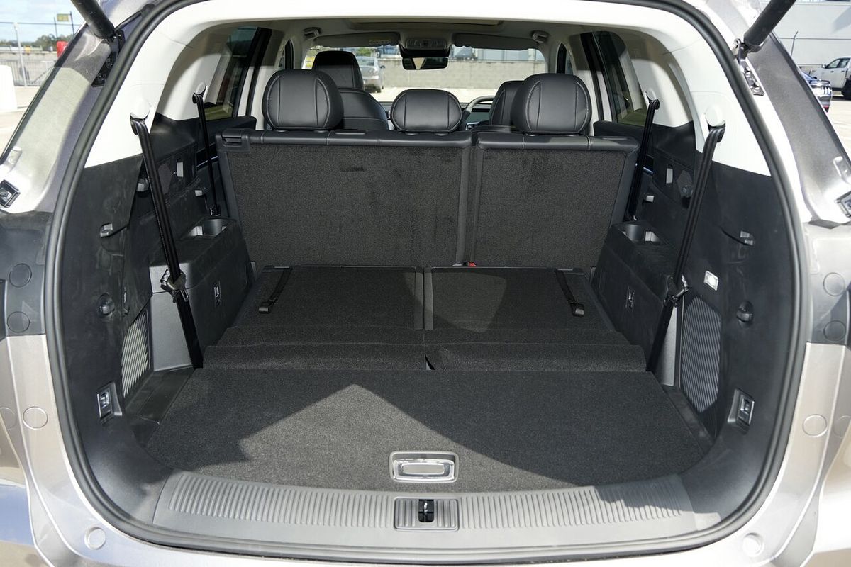 2025 MG QS Essence IS31