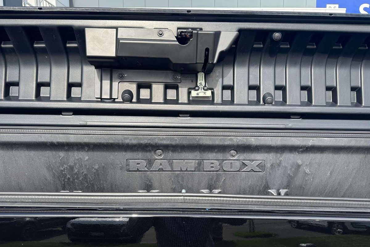 2024 RAM 2500 Laramie Rambox DJ 4X4